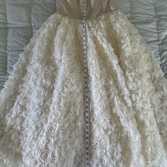 NWT Reformation Strapless Cream Dress - Picture 9 of 13